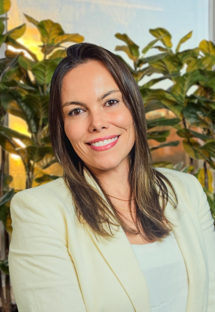 Time Lacerda, Karina-Reis