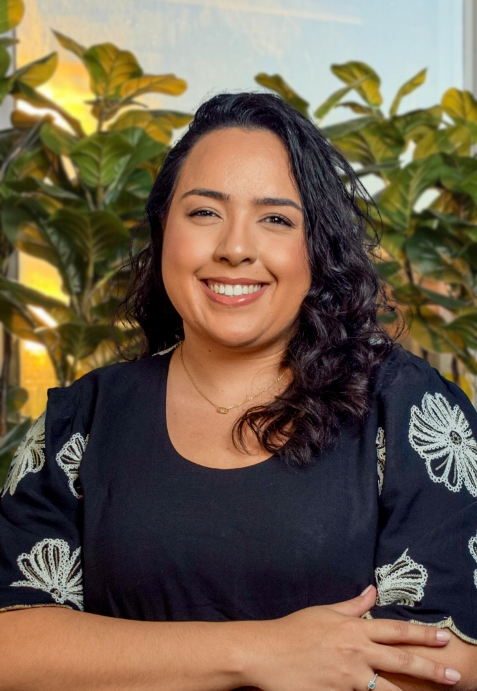 Time Lacerda, Lara_Checon