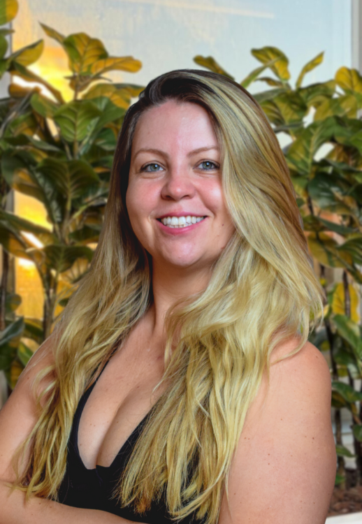 Time Lacerda, Nathalya-Prado