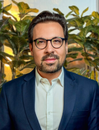 Time Lacerda, Adriano_Muniz