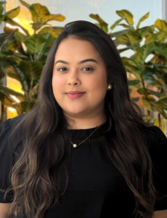 Time Lacerda, Laura-Gomes